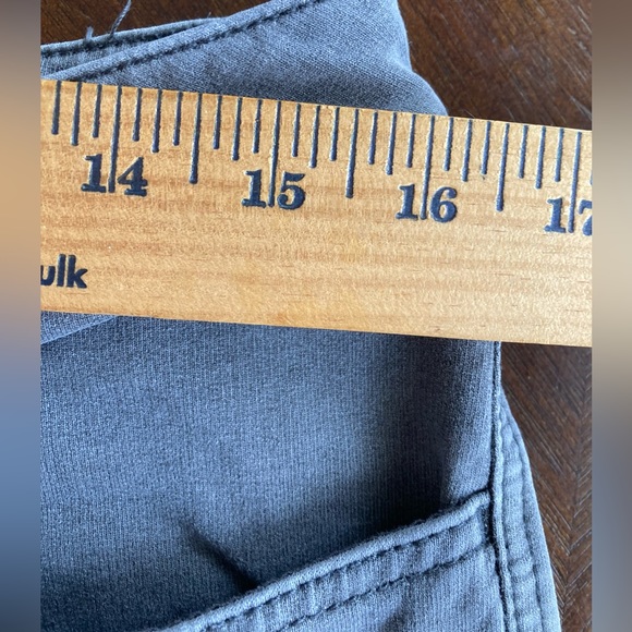 Ladies Size 8 Short Dream Jeanne’s by Quacker Factory Gray Denim W/Rhinestones - Picture 5 of 16